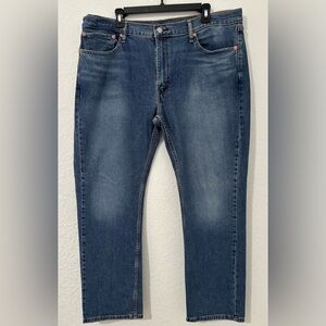 Levi's Blue Straight Jeans with Classic Style